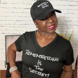 Black 'Remembering Is The Secret' T-Shirt and Cap Set